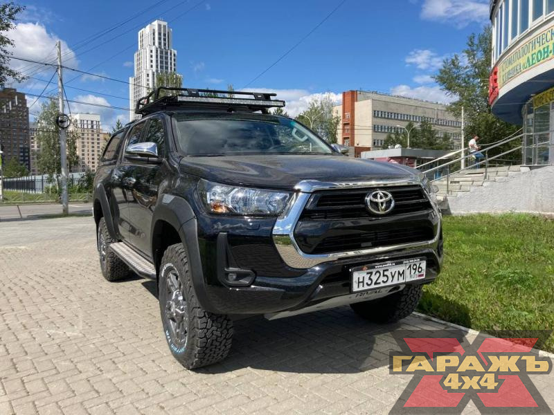 Toyota Hilux Black Onyx 2021 AT 32"