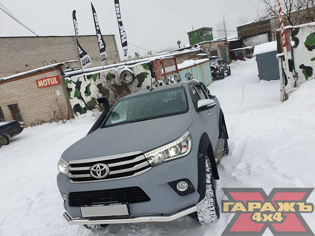 Hi Lux REVO AT 32 Hi Lux REVO AT 32