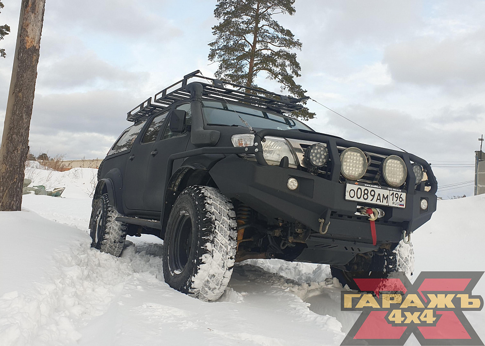 Toyota Hilux MT 35 Black Raptor