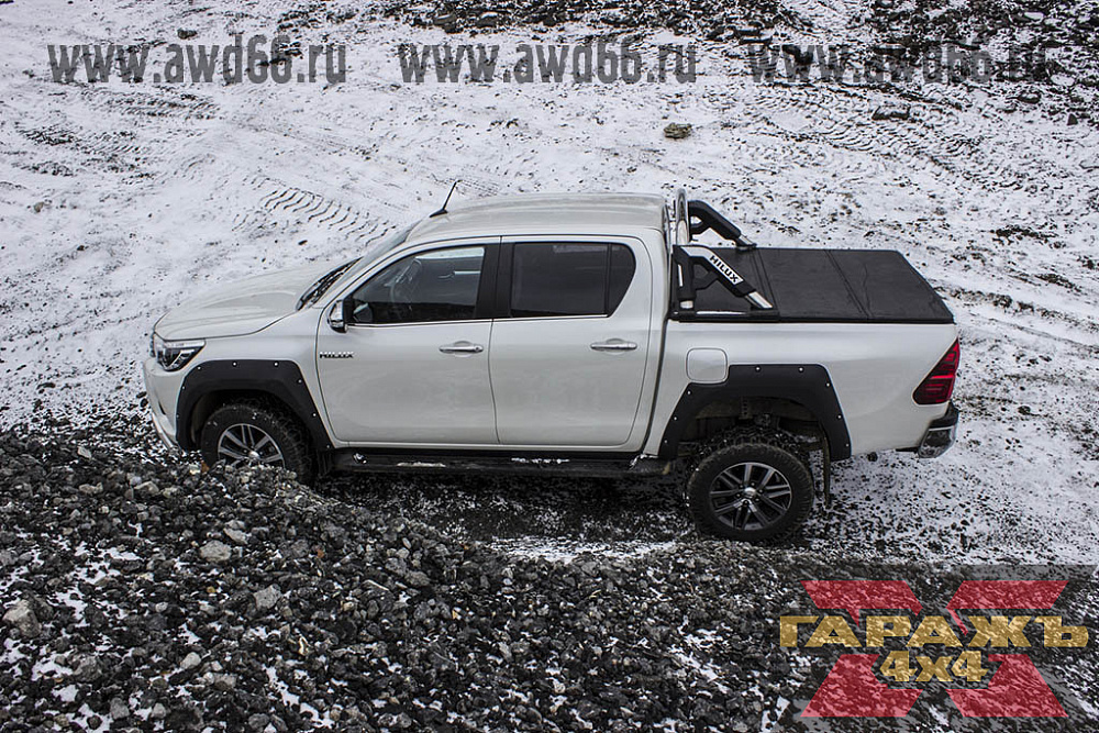 Toyota HiLux revo AT 32 лайт