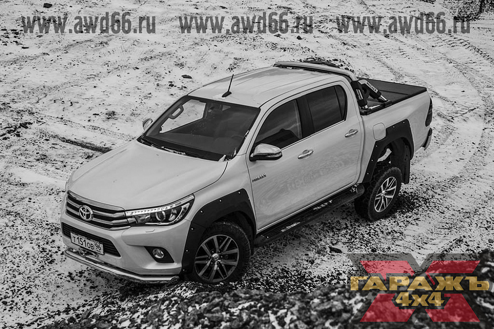 Toyota HiLux revo AT 32 лайт