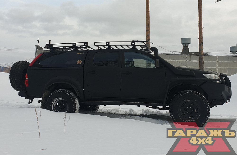 Toyota Hilux MT 35 Black Raptor